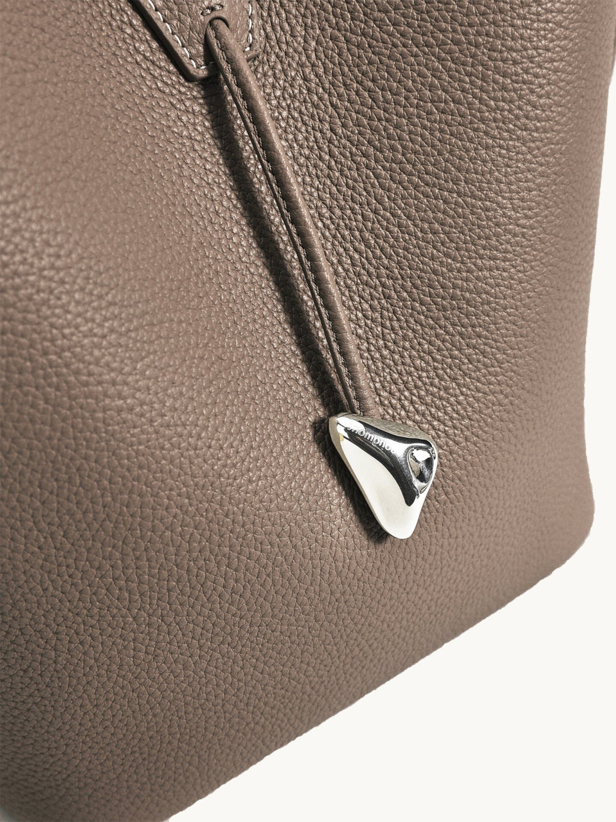 Song Bucket Bag