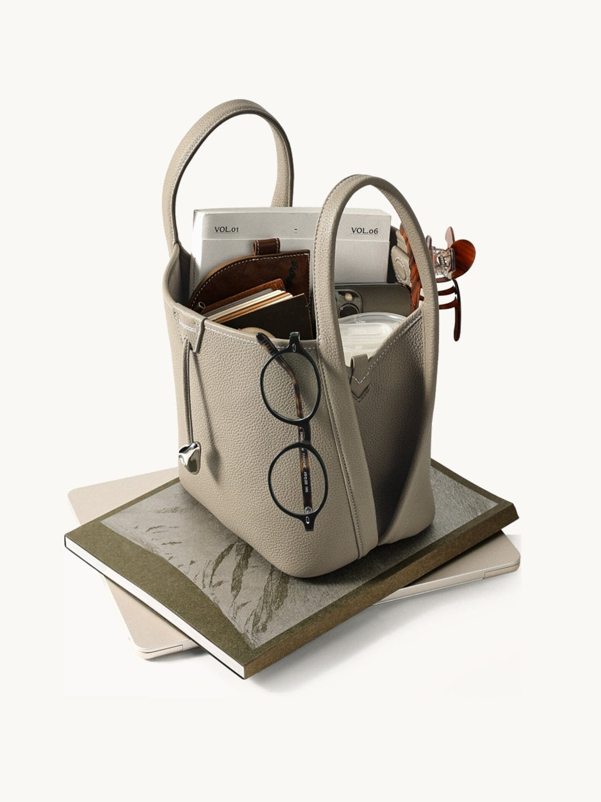 Song Bucket Bag