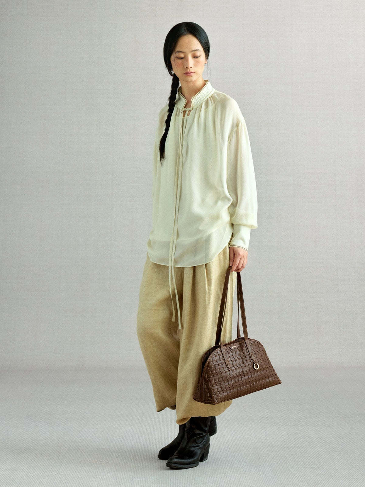 Lattice Shellseeker Bag