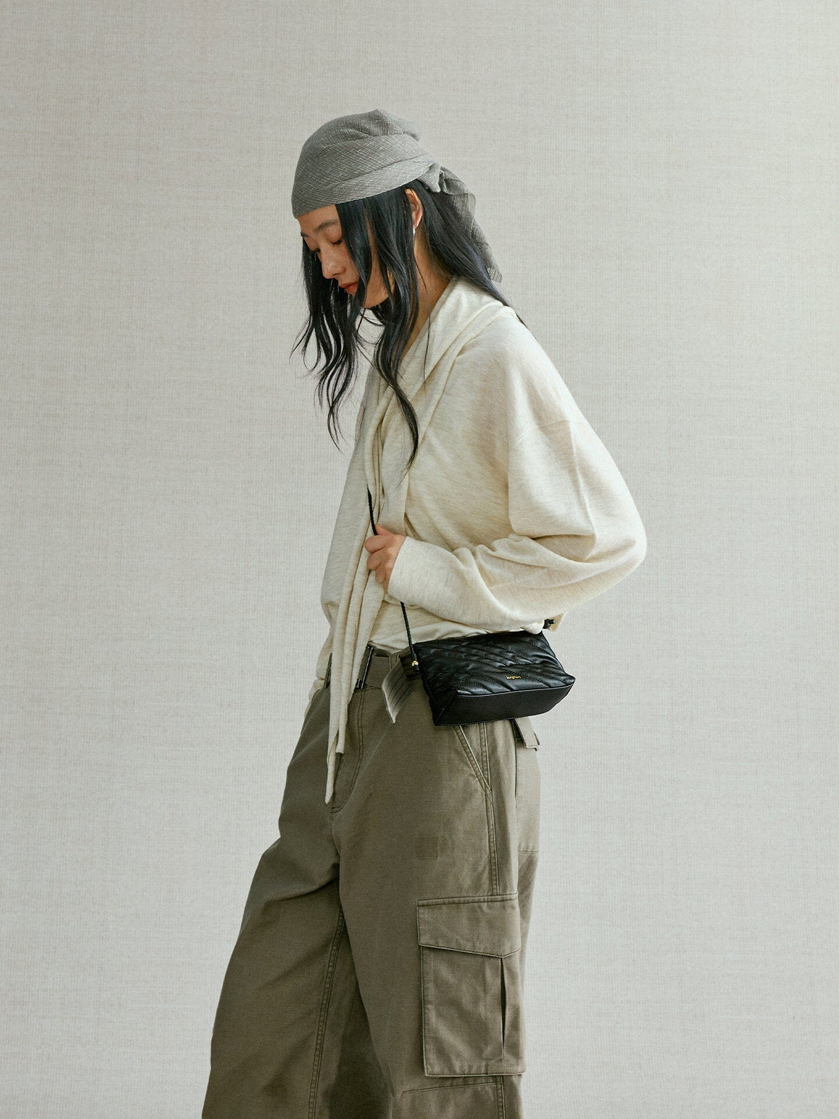 Winding Underarm Bag