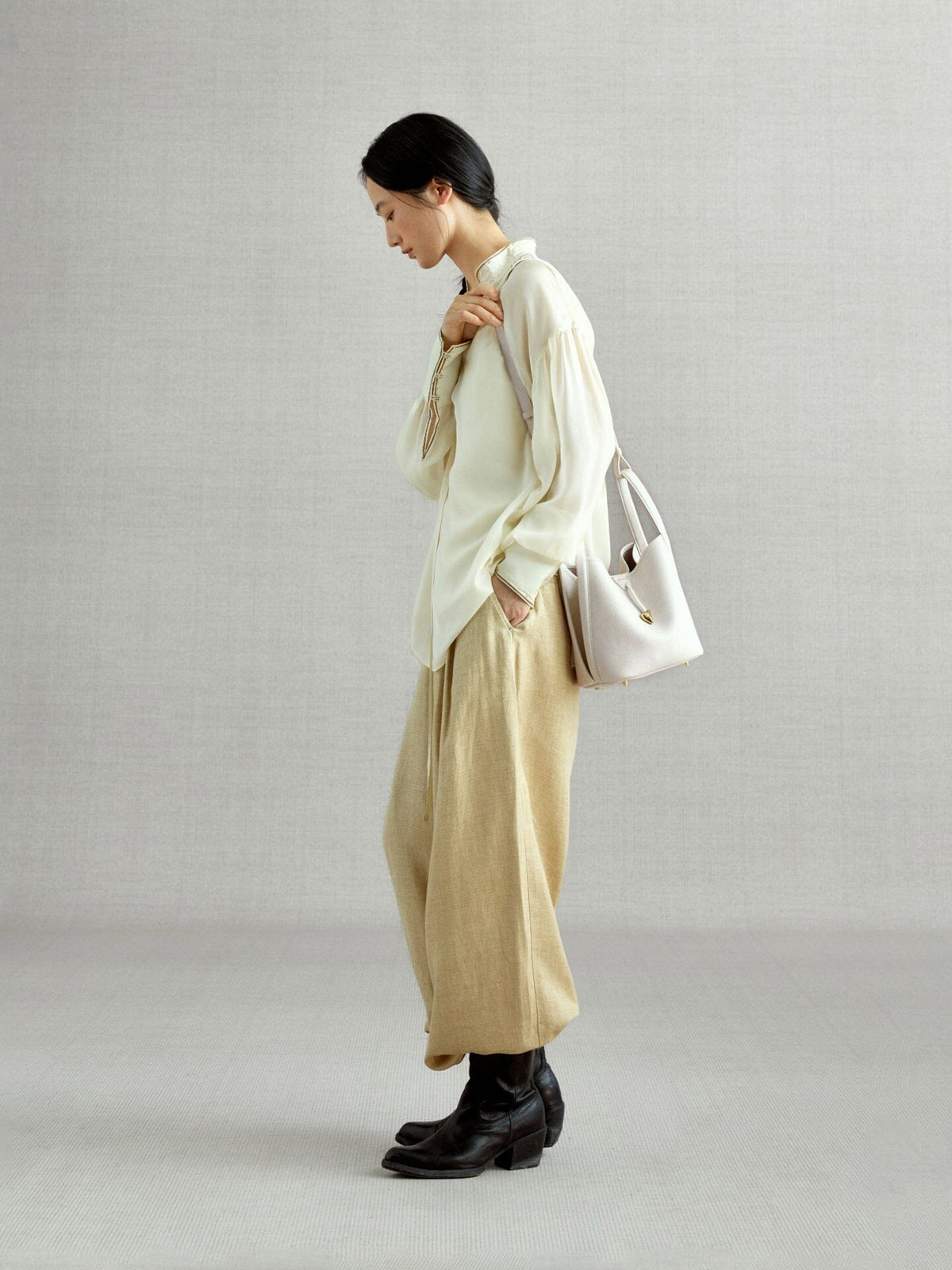 Song Bucket Bag