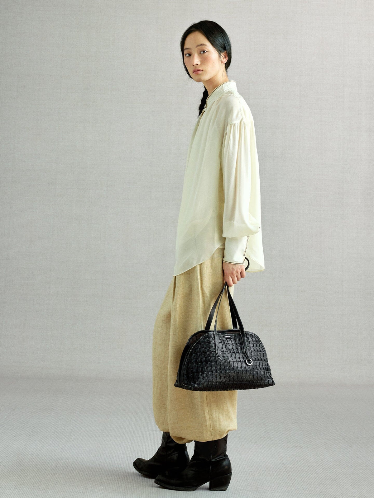 Lattice Shellseeker Bag